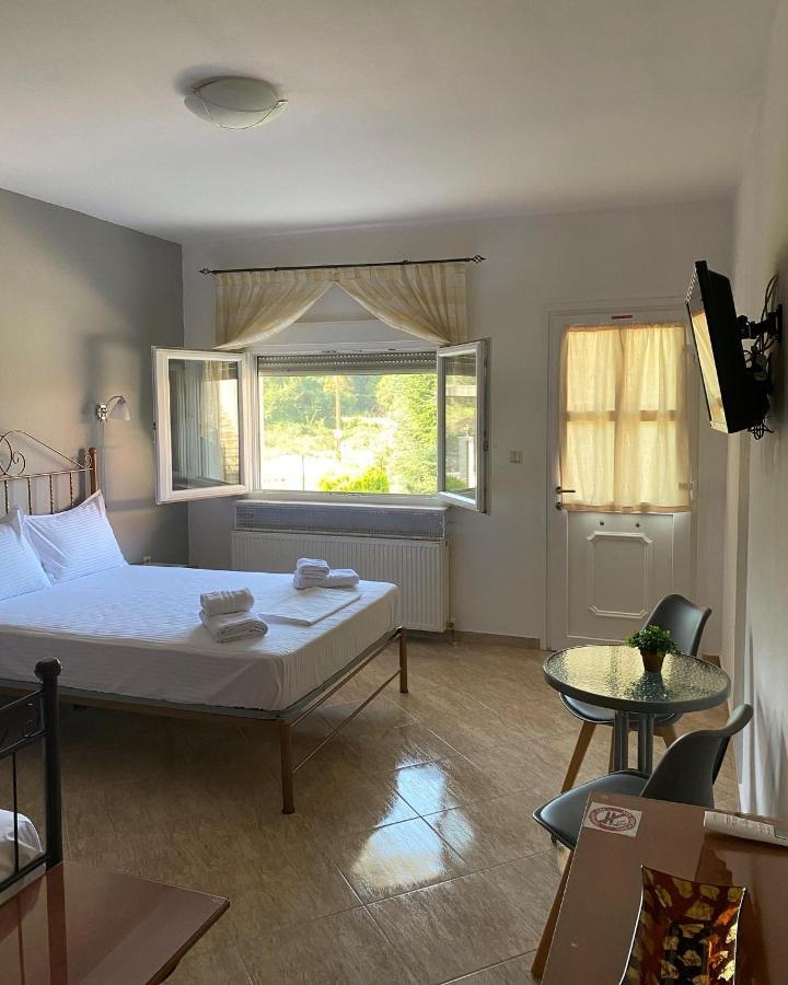 Guesthouse Anestis Ángistron Esterno foto