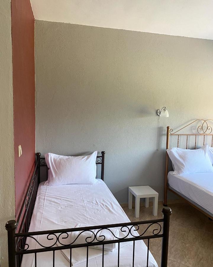 Guesthouse Anestis Ángistron Esterno foto